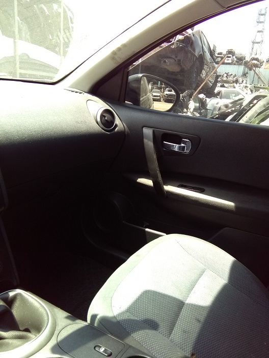 2010 MODEL NİSSAN QASHQAİ ÇIKMA KAPI KOLU OTO GÜVEN 'DE